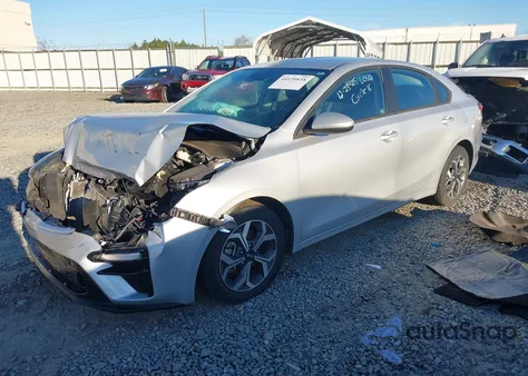 2021 Kia Forte Lxs из США, поврежденный, VIN 3KPF24AD7ME399094